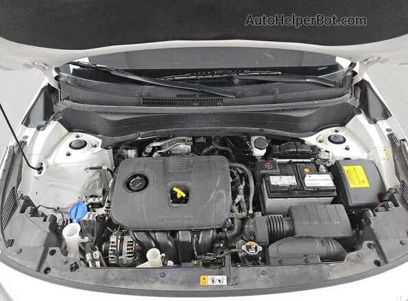KNDEU2AA3P7373905 2023 KIA SELTOS White 