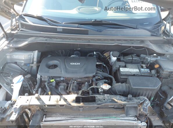 KNDJN2A2XJ7589598 2018 KIA SOUL Gray 