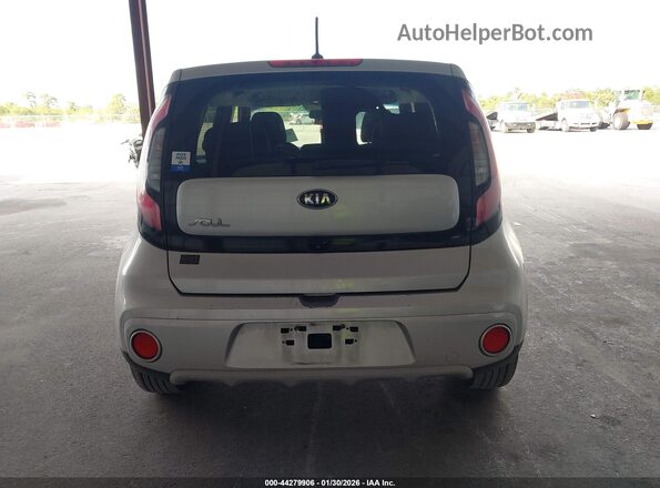KNDJP3A5XK7634017 2019 KIA SOUL Silver 