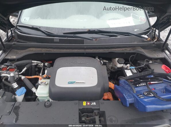 KNDJX3AE9H7025493 2017 KIA SOUL EV Черный 