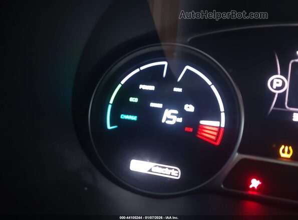 KNDJX3AE9H7025493 2017 KIA SOUL EV Черный 