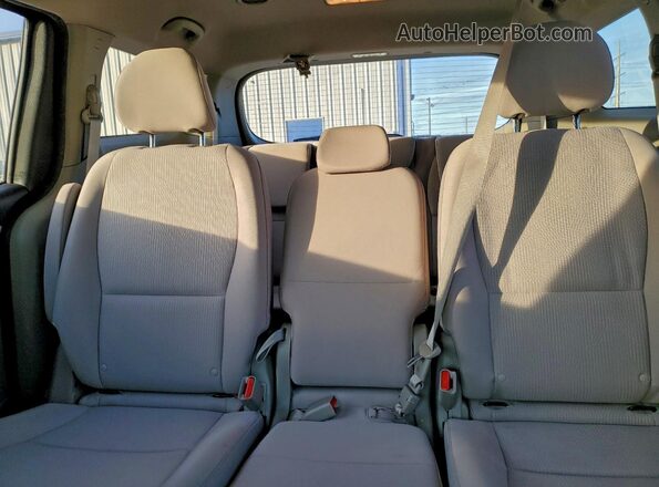 KNDMB5C12M6670200 2021 KIA SEDONA Blue უკანა სავარძლების ხედი