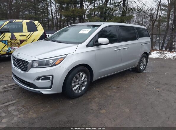 KNDMB5C14M6675544 2021 KIA SEDONA Silver წინა მარცხენა ხედი სამი მეოთხედიდან