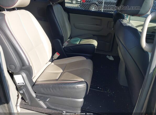 KNDMB5C15K6534253 2019 KIA SEDONA Black VIN կոդի պիտակի տեսք