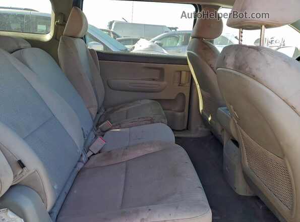 KNDMB5C1XH6227282 2017 KIA SEDONA Silver Вид задньої частини салону