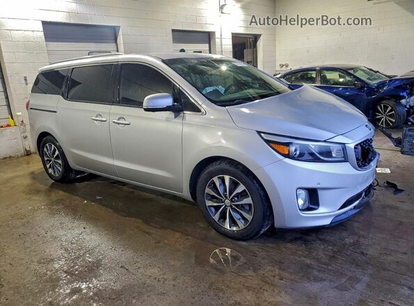 KNDMC5C11J6387828 2018 KIA SEDONA Silver წინა მარჯვენა