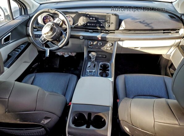 KNDNB4H32P6244147 2023 KIA CARNIVAL White Dashboard view