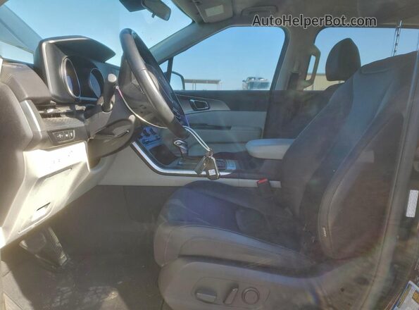 KNDNB4H38N6134474 2022 KIA CARNIVAL Black Front interior view