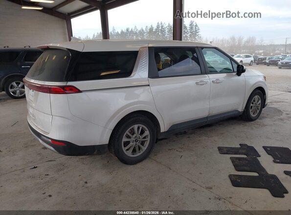 KNDNB4H3XR6331863 2024 KIA CARNIVAL MPV White 