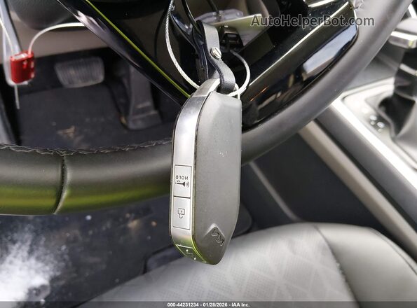 KNDNB5K3XS6532313 2025 KIA CARNIVAL MPV Черный Вид панели приборов