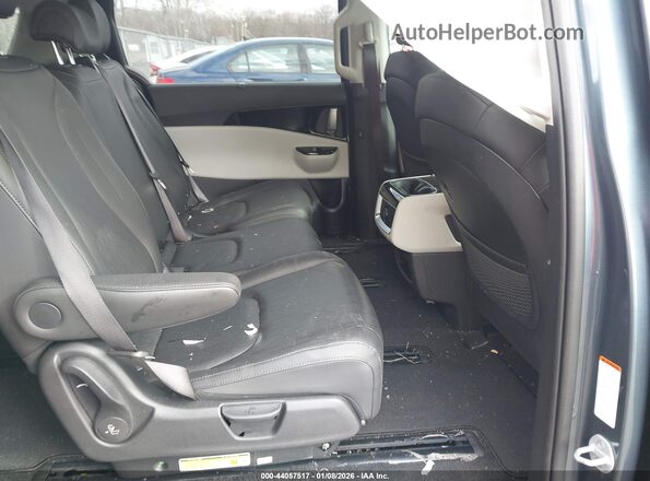KNDNC5H34R6433579 2024 KIA CARNIVAL MPV Blue Widok naklejki z numerem VIN