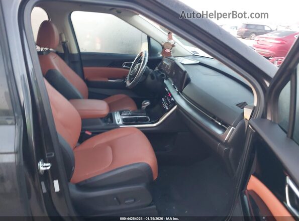 KNDNE5H32P6224882 2023 KIA CARNIVAL MPV Black Vista interior delantera