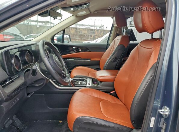 KNDNE5H35N6085716 2022 KIA CARNIVAL Синий Вид салона спереди
