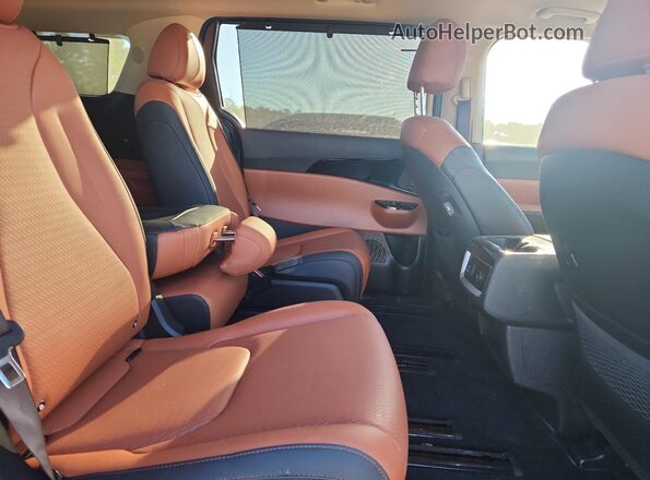 KNDNE5H35R6433522 2024 KIA CARNIVAL Black Rear interior view