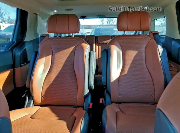 KNDNE5H3XR6405084 2024 KIA CARNIVAL Black Вид задніх сидінь