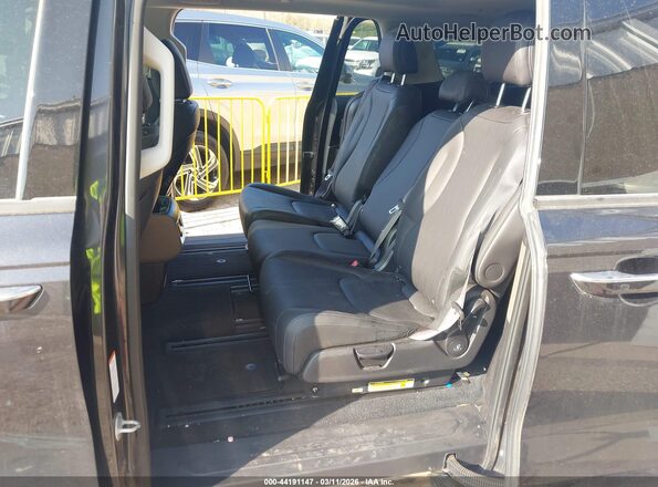 KNDNE5KA8S6074020 2025 KIA CARNIVAL MPV HYBRID Gray Вид наклейки з VIN-кодом