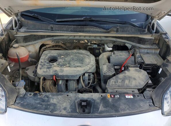 KNDP6CAC4N7958757 2022 KIA SPORTAGE Silver Vista del compartimento del motor