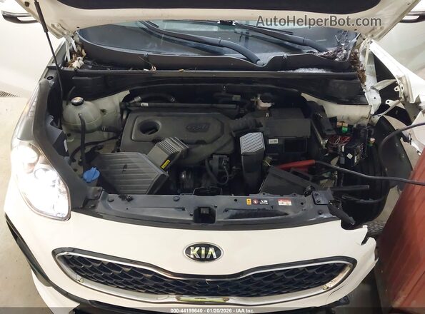 KNDPM3ACXL7644713 2020 KIA SPORTAGE White Rear view