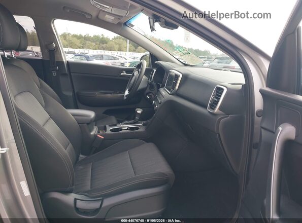 KNDPM3ACXN7977481 2022 KIA SPORTAGE Silver Widok wnętrza z przodu