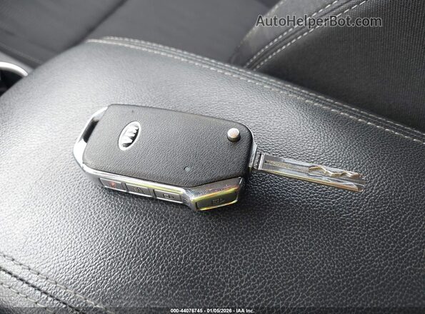 KNDPM3ACXN7977481 2022 KIA SPORTAGE Silver Widok deski rozdzielczej