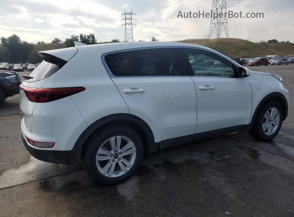 KNDPMCAC1J7433056 2018 KIA SPORTAGE White Trasero derecho