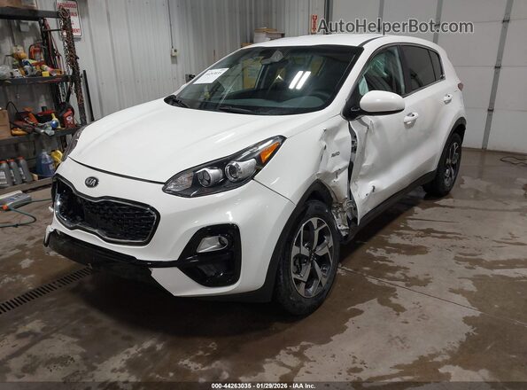 KNDPMCAC2L7777885 2020 KIA SPORTAGE White 