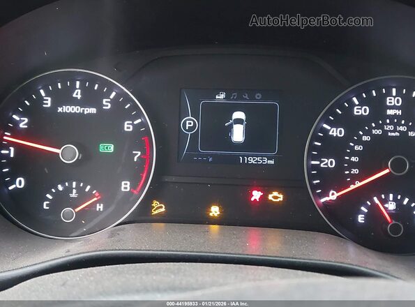 KNDPMCAC3J7371479 2018 KIA SPORTAGE Burgundy უკანა სავარძლების ხედი