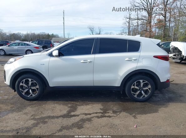 KNDPMCAC8M7892945 2021 KIA SPORTAGE Белый Панорамный вид салона 360°