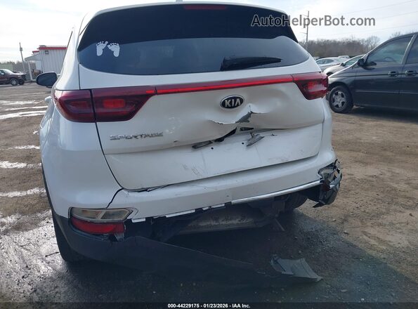 KNDPMCAC8M7892945 2021 KIA SPORTAGE Белый Вид спереди