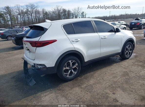 KNDPMCAC8M7892945 2021 KIA SPORTAGE Белый Задняя правая четверть
