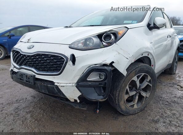 KNDPMCAC8M7917438 2021 KIA SPORTAGE White 