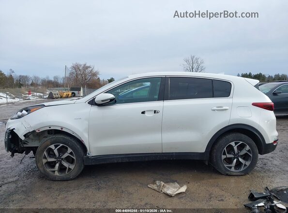 KNDPMCAC8M7917438 2021 KIA SPORTAGE White 