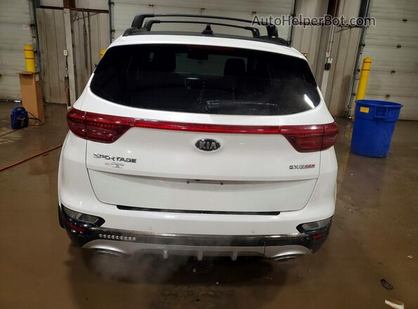 KNDPRCA6XM7919140 2021 KIA SPORTAGE White Widok z tyłu