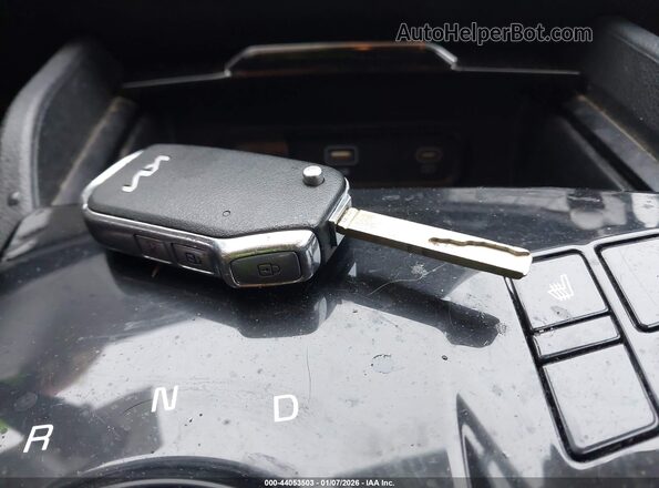 KNDPUCAG3P7065829 2023 KIA SPORTAGE HYBRID White წინა პანელის ხედი