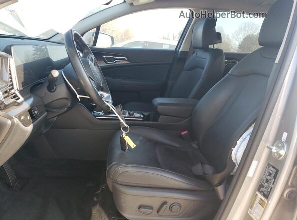 KNDPVCDF5R7292569 2024 KIA SPORTAGE Gray Front interior view