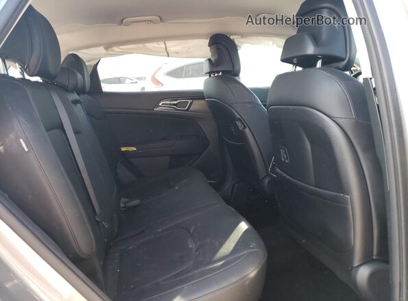 KNDPVCDF5R7292569 2024 KIA SPORTAGE Gray Rear interior view