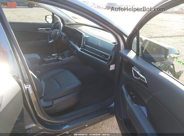KNDPVCDG1S7258854 2025 KIA SPORTAGE HYBRID Green Vista interior delantera