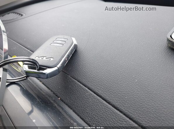 KNDPXCDG4R7127292 2024 KIA SPORTAGE HYBRID Black წინა პანელის ხედი