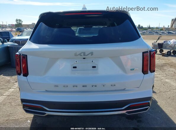 KNDRG4LGXN5081912 2022 KIA SORENTO HYBRID White 