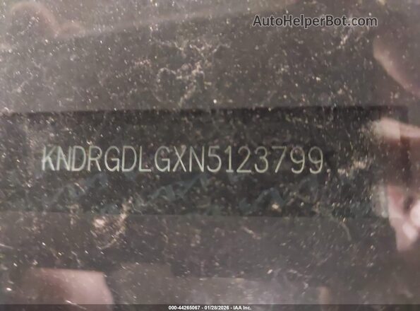 KNDRGDLGXN5123799 2022 KIA SORENTO HYBRID White 