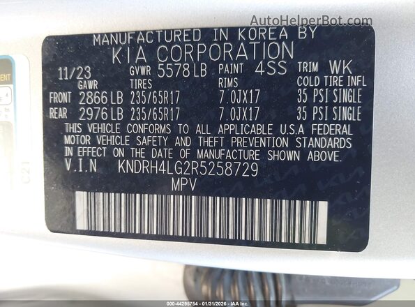 KNDRH4LG2R5258729 2024 KIA SORENTO HYBRID Silver Vista del compartimento del motor
