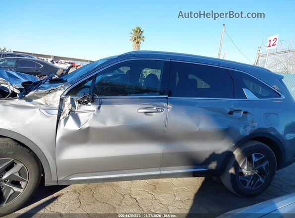 KNDRH4LG5P5141434 2023 KIA SORENTO HYBRID Gray Widok wnętrza z tyłu