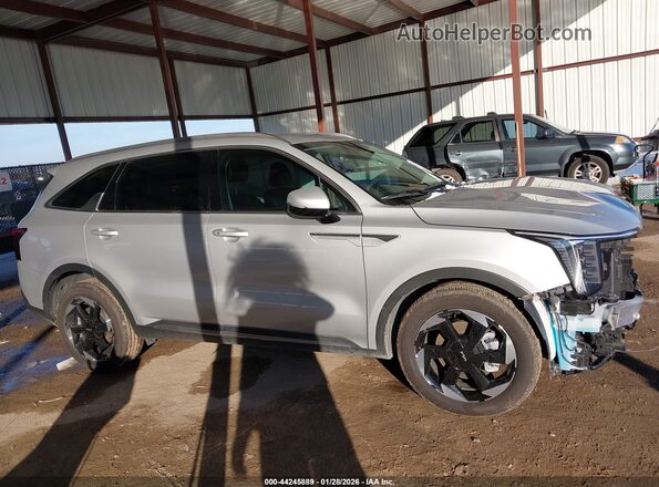 KNDRHDJG7S5350069 2025 KIA SORENTO HYBRID Gray Вид задньої частини салону
