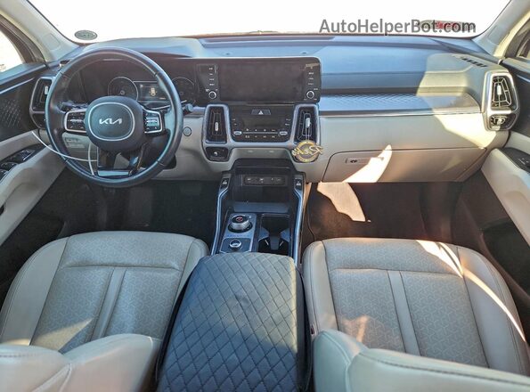 KNDRHDLGXN5091921 2022 KIA SORENTO Charcoal Widok deski rozdzielczej