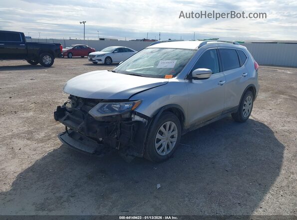 KNMAT2MT0HP513585 2017 NISSAN ROGUE Серебряный Передняя левая четверть