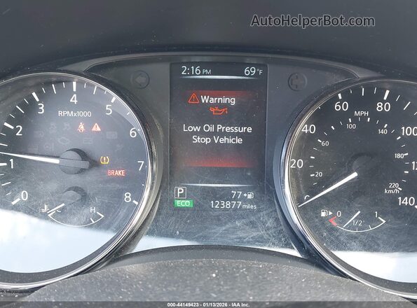 KNMAT2MT0HP513585 2017 NISSAN ROGUE Серебряный Вид задних сидений