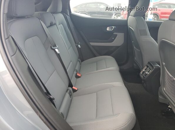 LPSED3KA9NL058365 2022 POLESTAR 2 Gray Widok tylnych siedzeń