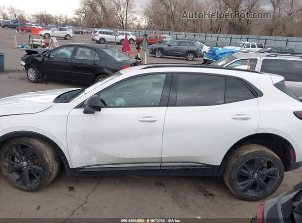 LRBFZMR47PD192337 2023 BUICK ENVISION White 
