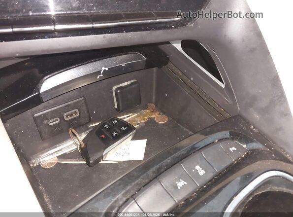 LRBFZNR49ND027571 2022 BUICK ENVISION White Вид панелі приладів