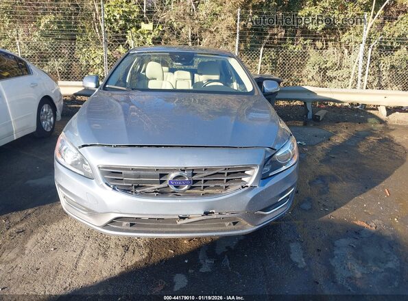 LYV402HM2HB148797 2017 VOLVO S60 INSCRIPTION Silver ხელსაწყოთა პანელის ხედი
